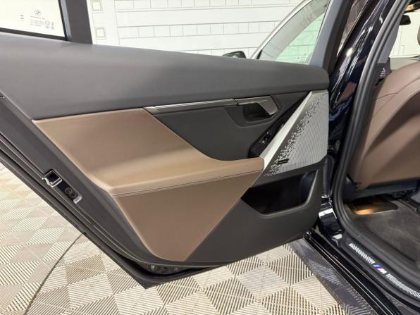 BMW 5 серии VIII (G60/G61/G68) с пробегом 2025 года, цена 8 099 000 рублей, 50 км, седан, Автокод Объявления