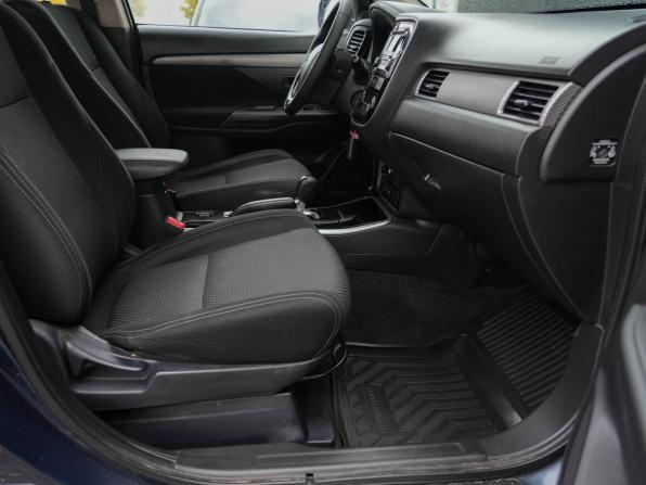 Mitsubishi Outlander III Рестайлинг 2 с пробегом 2017 года, цена 1 880 000 рублей, 196570 км, внедорожник, Автокод Объявления