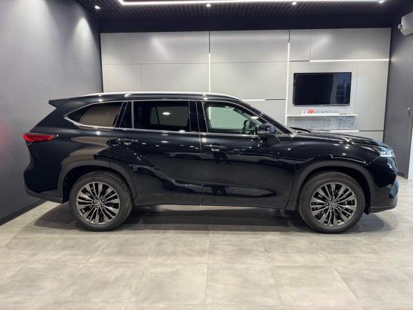 Toyota Highlander IV (XU70) с пробегом 2026 года, цена 5 500 000 рублей, 20 км, внедорожник, Автокод Объявления