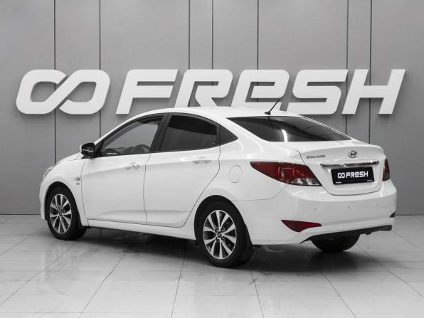 Hyundai Solaris I Рестайлинг с пробегом 2016 года, цена 1 370 000 рублей, 71331 км, седан, Автокод Объявления
