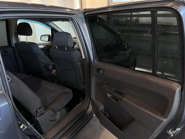 Opel Zafira B Рестайлинг с пробегом 2009 года, цена 522 000 рублей, 234808 км, компактвэн, Автокод Объявления