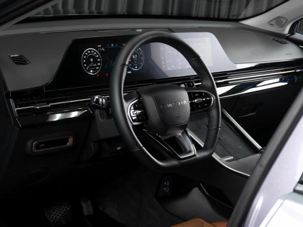 Omoda C5 I с пробегом 2024 года, цена 1 999 000 рублей, 13585 км, внедорожник, Автокод Объявления