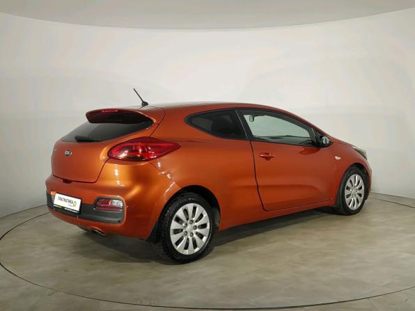 Kia Ceed II с пробегом 2014 года, цена 769 000 рублей, 264300 км, хэтчбек, Автокод Объявления