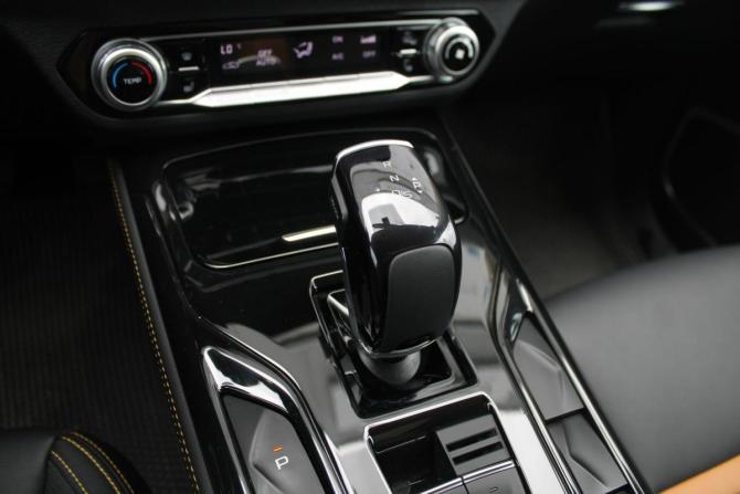 FAW Bestune T77 I с пробегом 2023 года, цена 1 750 000 рублей, 5000 км, внедорожник, Автокод Объявления
