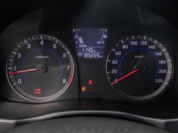 Hyundai Solaris I с пробегом 2014 года, цена 849 000 рублей, 185659 км, хэтчбек, Автокод Объявления