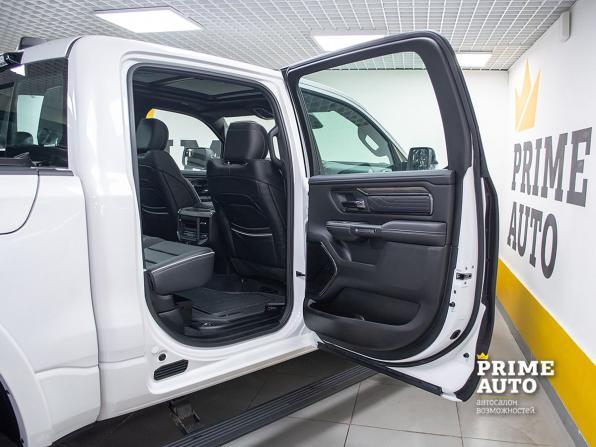 Ram 1500 V Рестайлинг с пробегом 2025 года, цена 10 299 000 рублей, 37 км, offers.body_type.unknown, Автокод Объявления
