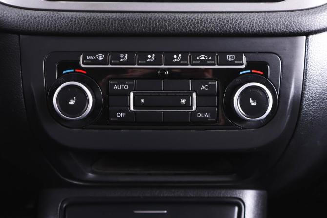 Volkswagen Tiguan I с пробегом 2011 года, цена 1 239 000 рублей, 262000 км, внедорожник, Автокод Объявления