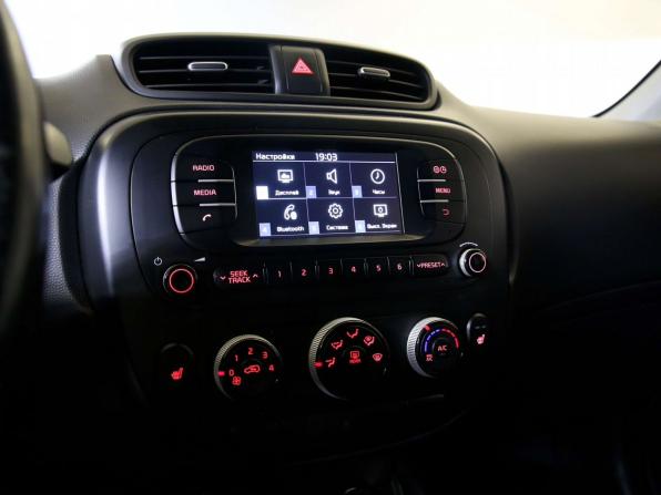 Kia Soul II Рестайлинг с пробегом 2017 года, цена 1 360 000 рублей, 158576 км, хэтчбек, Автокод Объявления