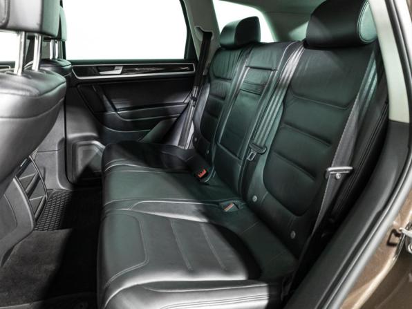 Volkswagen Touareg II с пробегом 2013 года, цена 2 599 700 рублей, 137045 км, внедорожник, Автокод Объявления