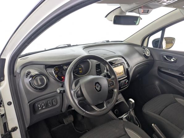 Renault Kaptur I с пробегом 2016 года, цена 1 355 000 рублей, 127650 км, внедорожник, Автокод Объявления