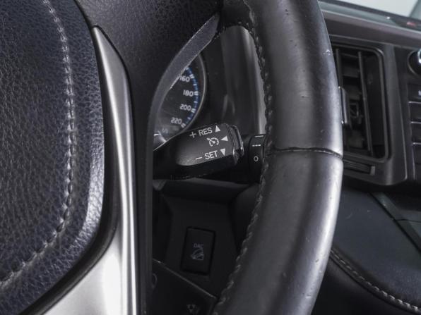 Toyota RAV4 IV (XA40) Рестайлинг с пробегом 2016 года, цена 2 299 000 рублей, 243515 км, внедорожник, Автокод Объявления