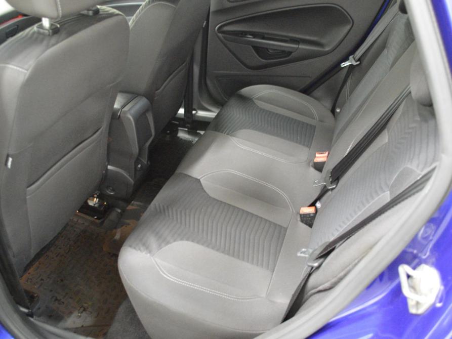 Ford Fiesta Mk6 Рестайлинг Санкт-Петербург  - изображение 11