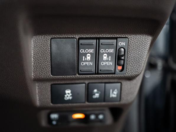 Honda Freed II Рестайлинг с пробегом 2021 года, цена 1 550 000 рублей, 55316 км, компактвэн, Автокод Объявления