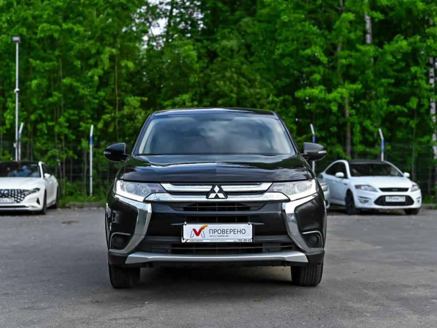 Mitsubishi Outlander III Рестайлинг Санкт-Петербург  - изображение 3