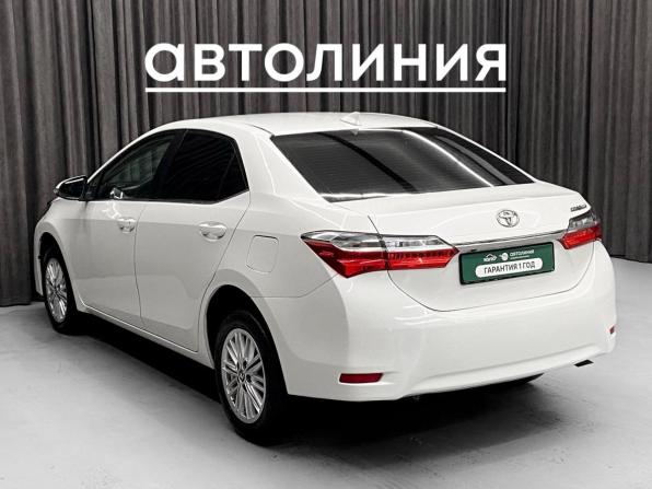 Toyota Corolla XI (E160 E170 E180) Рестайлинг 1 с пробегом 2018 года, цена 1 650 000 рублей, 130000 км, седан, Автокод Объявления
