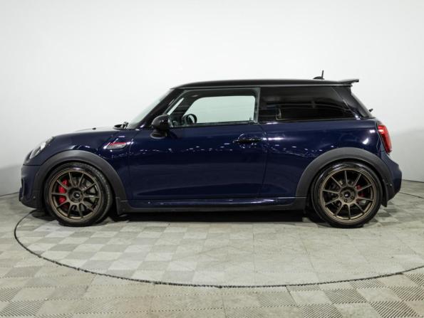 Mini Hatch III (F55/F56) Рестайлинг с пробегом 2018 года, цена 2 699 700 рублей, 110000 км, хэтчбек, Автокод Объявления