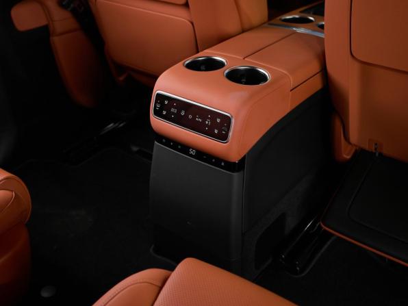Новый Li Auto (Lixiang) L9 I Рестайлинг 2025 года, цена 11 790 000 рублей, внедорожник, Автокод Объявления