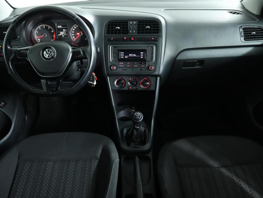 Volkswagen Polo V Рестайлинг Москва  - изображение 17