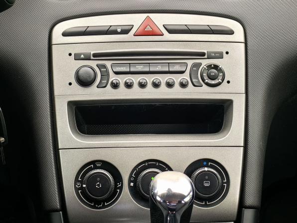 Peugeot 308 I с пробегом 2010 года, цена 529 000 рублей, 102000 км, хэтчбек, Автокод Объявления