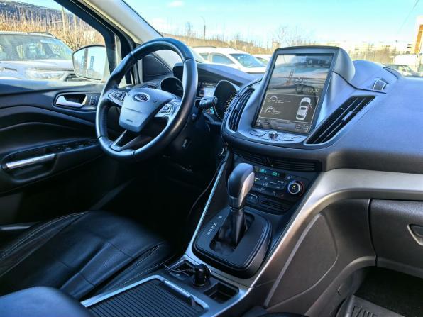 Ford Kuga II Рестайлинг с пробегом 2017 года, цена 1 650 000 рублей, 85000 км, внедорожник, Автокод Объявления