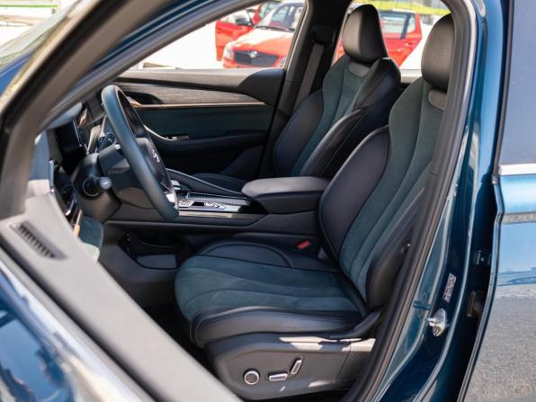 Geely Monjaro I с пробегом 2023 года, цена 3 259 000 рублей, 50653 км, внедорожник, Автокод Объявления