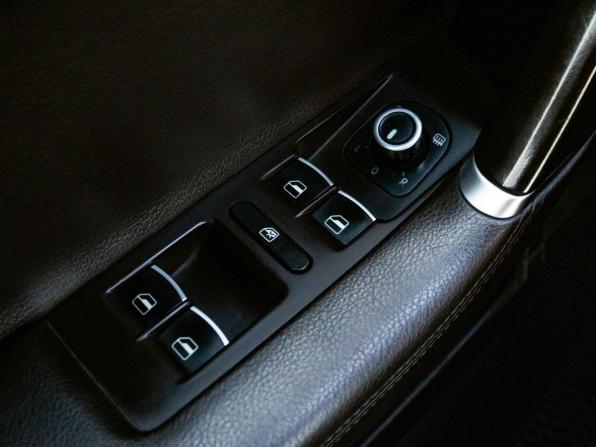 Volkswagen Passat B7 с пробегом 2011 года, цена 1 249 000 рублей, 198021 км, седан, Автокод Объявления