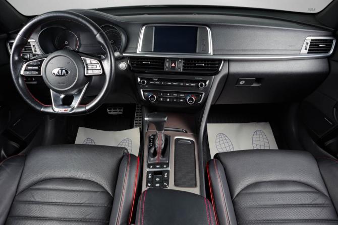 Kia Optima IV Рестайлинг с пробегом 2019 года, цена 2 649 000 рублей, 95067 км, седан, Автокод Объявления