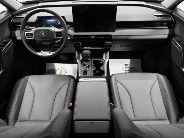 Toyota RAV4 VI (XA60) с пробегом 2026 года, цена 4 170 000 рублей, 15 км, внедорожник, Автокод Объявления