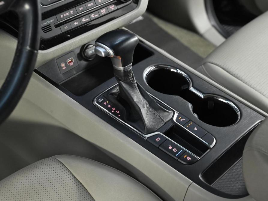 Kia Carnival III Москва  - изображение 11