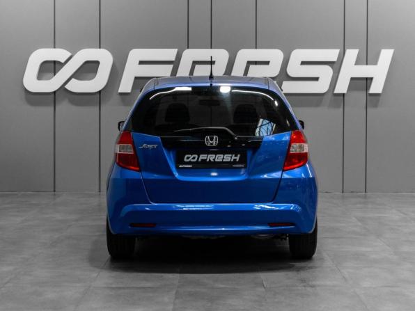 Honda Jazz II Рестайлинг с пробегом 2012 года, цена 989 000 рублей, 183226 км, хэтчбек, Автокод Объявления