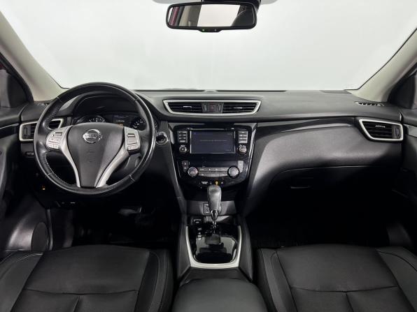 Nissan Qashqai II с пробегом 2018 года, цена 1 650 000 рублей, 160161 км, внедорожник, Автокод Объявления