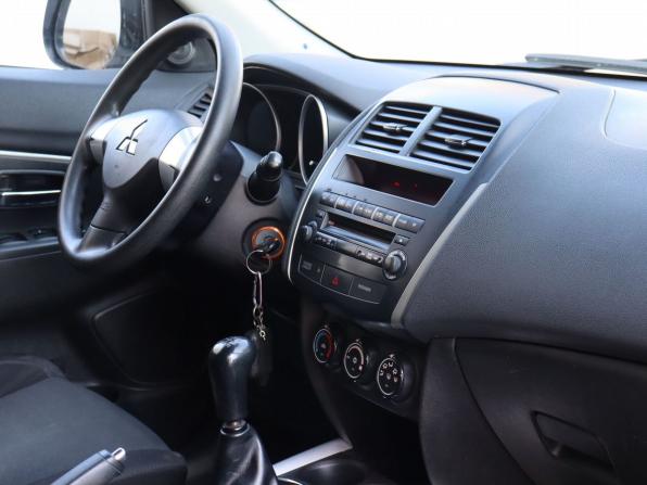 Mitsubishi ASX I с пробегом 2012 года, цена 1 100 000 рублей, 141719 км, внедорожник, Автокод Объявления