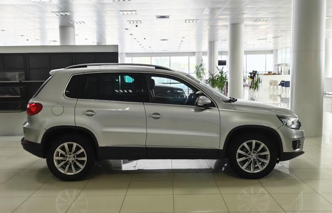 Volkswagen Tiguan I Рестайлинг с пробегом 2013 года, цена 1 289 000 рублей, 167509 км, внедорожник, Автокод Объявления