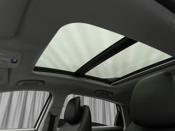 Changan Lamore с пробегом 2024 года, цена 2 020 000 рублей, 17966 км, седан, Автокод Объявления