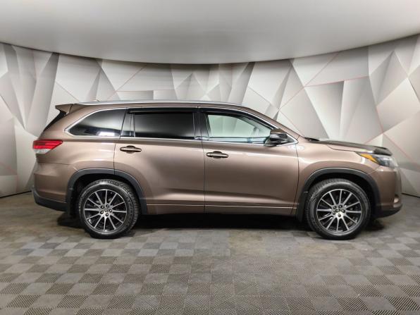Toyota Highlander III (XU50) Рестайлинг с пробегом 2018 года, цена 2 789 000 рублей, 267344 км, внедорожник, Автокод Объявления