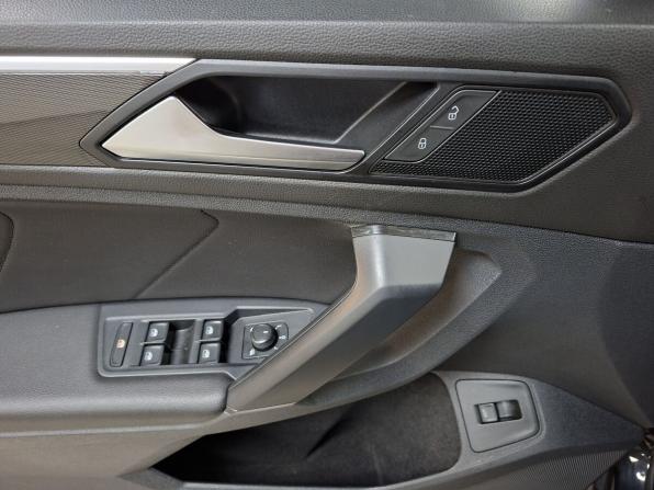 Volkswagen Tiguan II с пробегом 2019 года, цена 2 999 000 рублей, 160700 км, внедорожник, Автокод Объявления