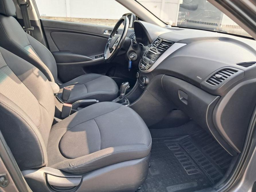Hyundai Solaris I Рестайлинг Набережные Челны  - изображение 13