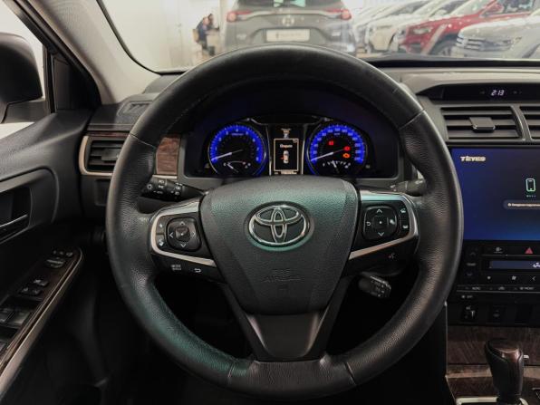 Toyota Camry VII (XV50) Рестайлинг с пробегом 2016 года, цена 2 200 000 рублей, 198263 км, седан, Автокод Объявления