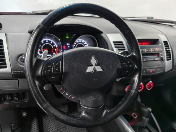 Mitsubishi Outlander II Рестайлинг с пробегом 2010 года, цена 1 220 000 рублей, 197111 км, внедорожник, Автокод Объявления
