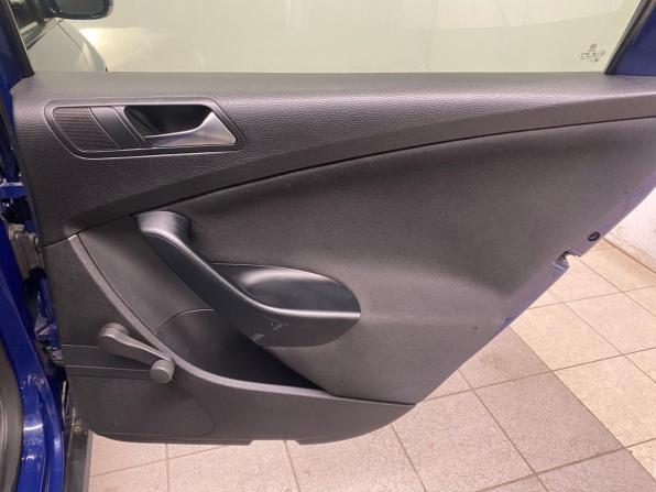 Volkswagen Passat B6 с пробегом 2009 года, цена 499 000 рублей, 307000 км, универсал, Автокод Объявления