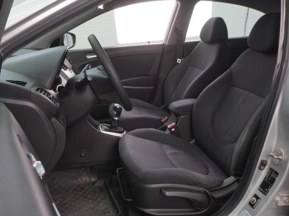Hyundai Solaris I с пробегом 2011 года, цена 699 000 рублей, 190319 км, седан, Автокод Объявления
