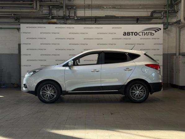 Hyundai ix35 I Рестайлинг с пробегом 2014 года, цена 1 099 000 рублей, 218950 км, внедорожник, Автокод Объявления