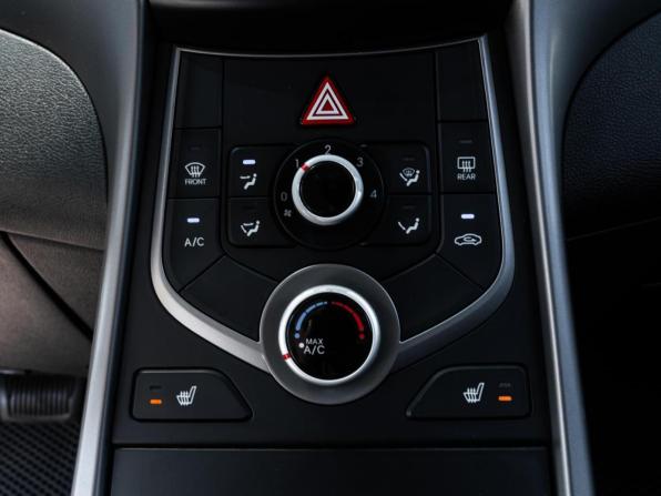Hyundai Elantra VI (AD) с пробегом 2015 года, цена 1 431 000 рублей, 138259 км, седан, Автокод Объявления