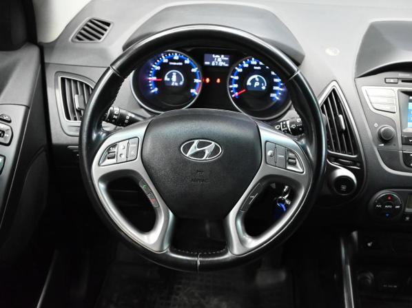 Hyundai ix35 I Рестайлинг с пробегом 2014 года, цена 1 640 000 рублей, 67168 км, внедорожник, Автокод Объявления