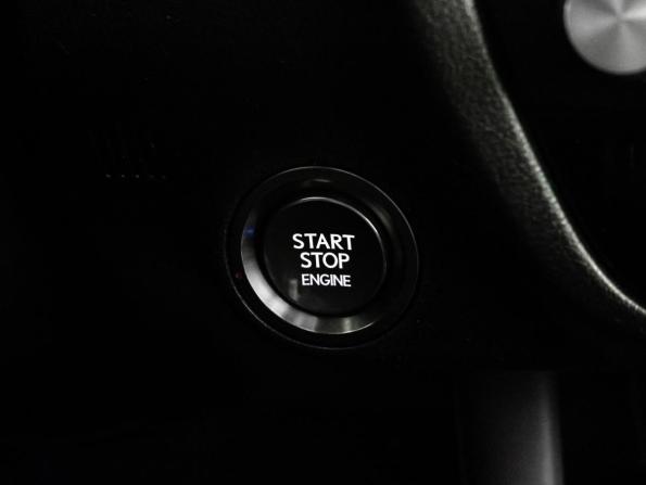 Lexus RX IV Рестайлинг с пробегом 2020 года, цена 3 799 000 рублей, 227040 км, внедорожник, Автокод Объявления