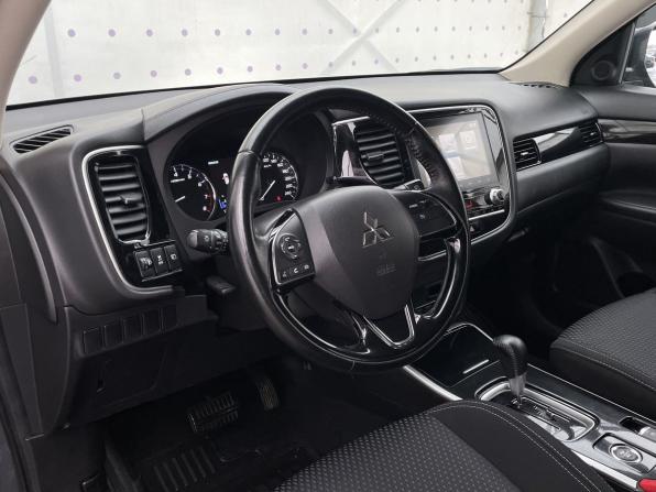 Mitsubishi Outlander III Рестайлинг 3 с пробегом 2021 года, цена 2 450 000 рублей, 122062 км, внедорожник, Автокод Объявления