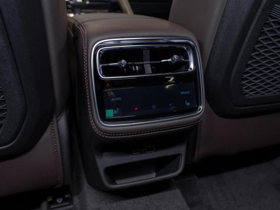 Geely Monjaro I Рестайлинг 2 Москва  - изображение 16