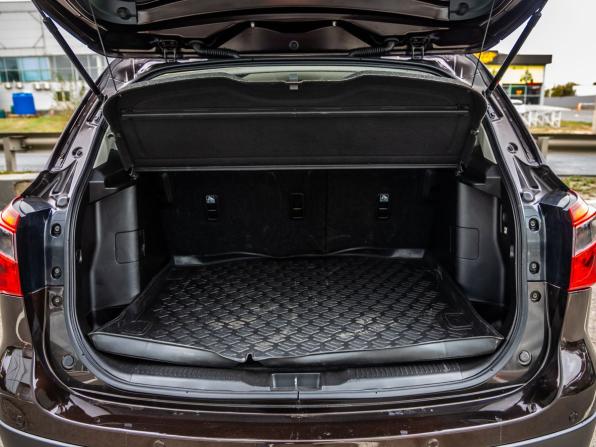 Suzuki SX4 II (S-Cross) с пробегом 2014 года, цена 1 048 000 рублей, 223726 км, хэтчбек, Автокод Объявления