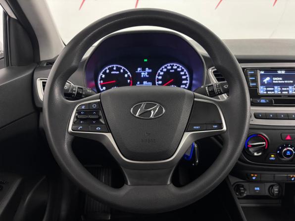 Hyundai Solaris II Рестайлинг с пробегом 2021 года, цена 1 469 000 рублей, 97271 км, седан, Автокод Объявления