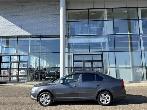 Skoda Octavia II (A5) Рестайлинг с пробегом 2011 года, цена 715 000 рублей, 206279 км, лифтбек, Автокод Объявления